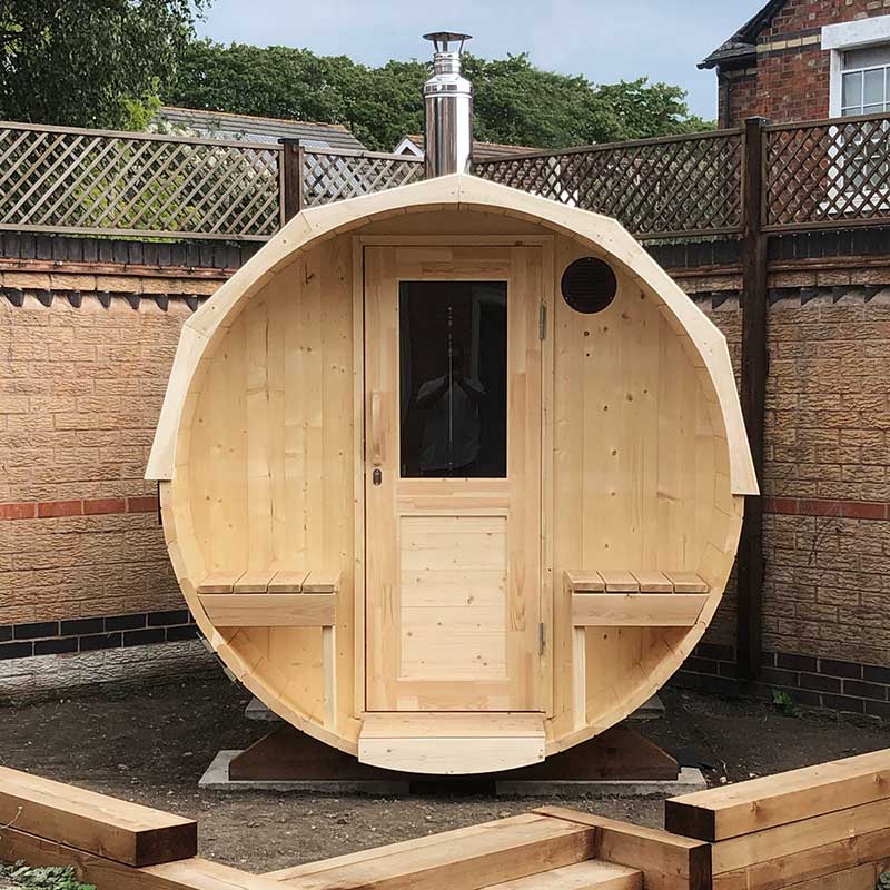 Outdoor 4-6 Person Barrel Sauna with Outdoor Seating 2.4m