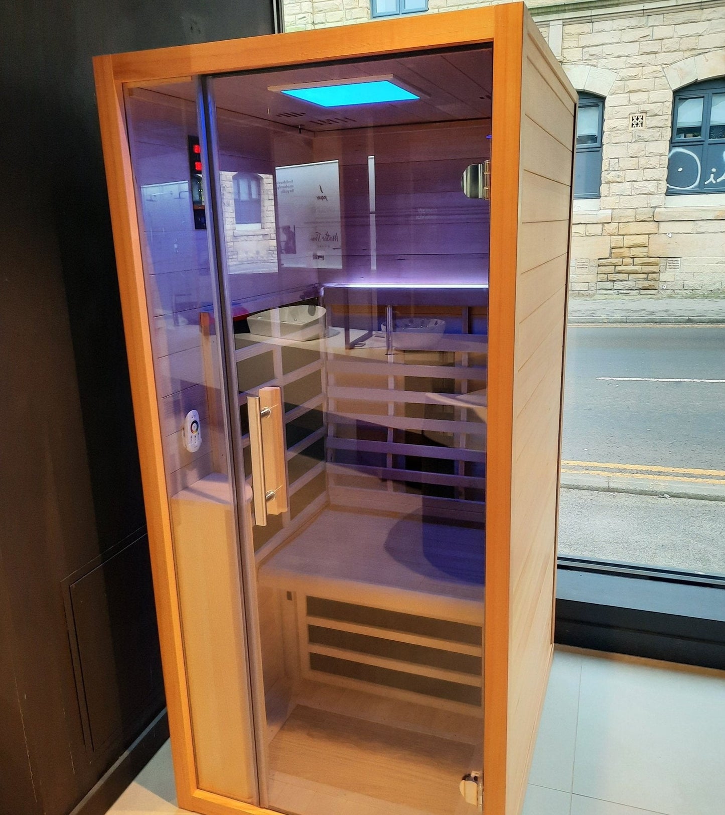 Jaquar Solo One Indoor Infrared Sauna 1 Person Showroom
