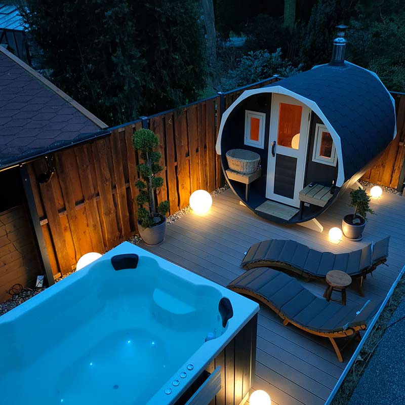 Outdoor 4-6 Person Barrel Sauna with Outdoor Seating 2.4m