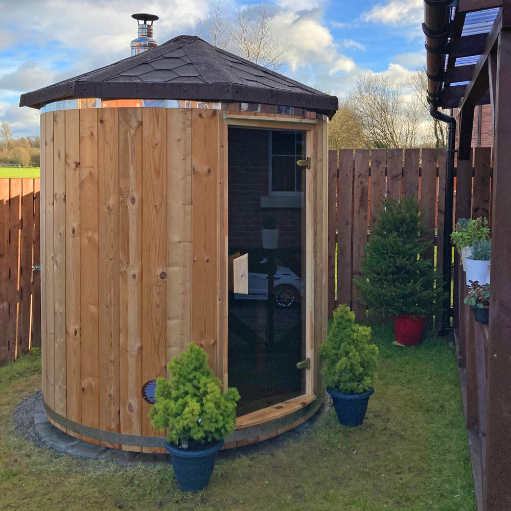 Baltresto Vertical 1 - 2 Person Outdoor Sauna