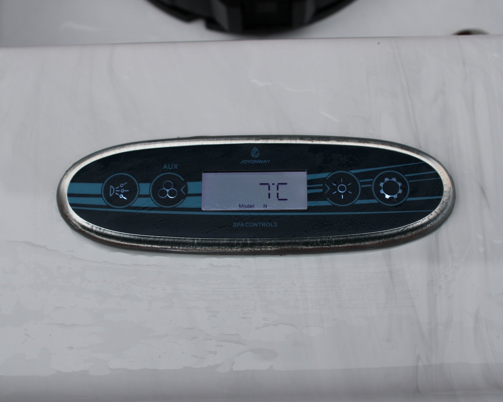 H20 Chillax Ice Bath & Chill Tub Cold Plunge Control Panel