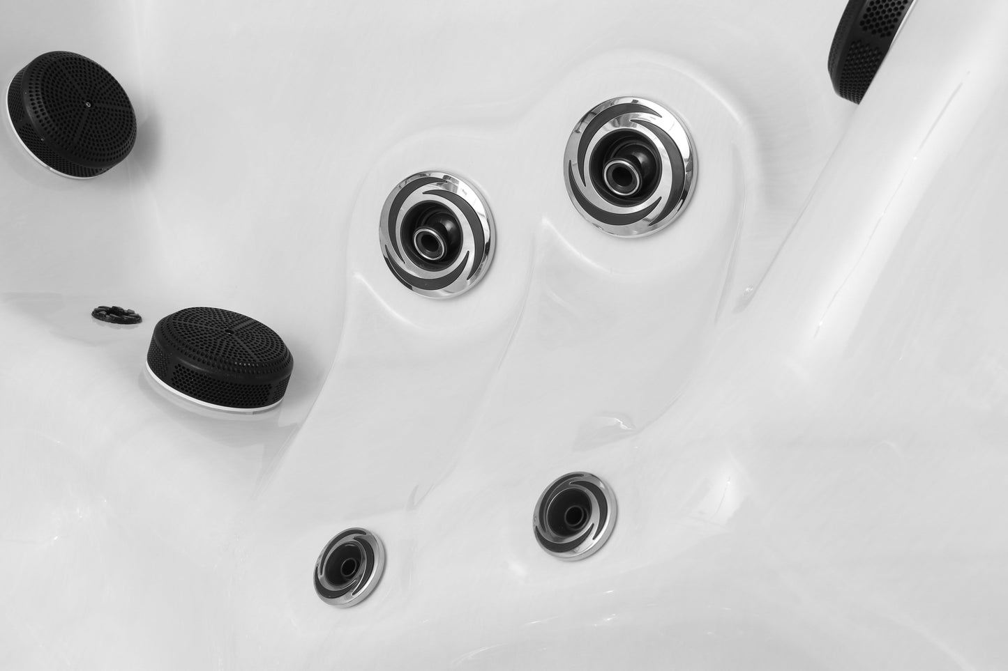 H20 6000 Series 6 Person 32 AMP Hot Tub