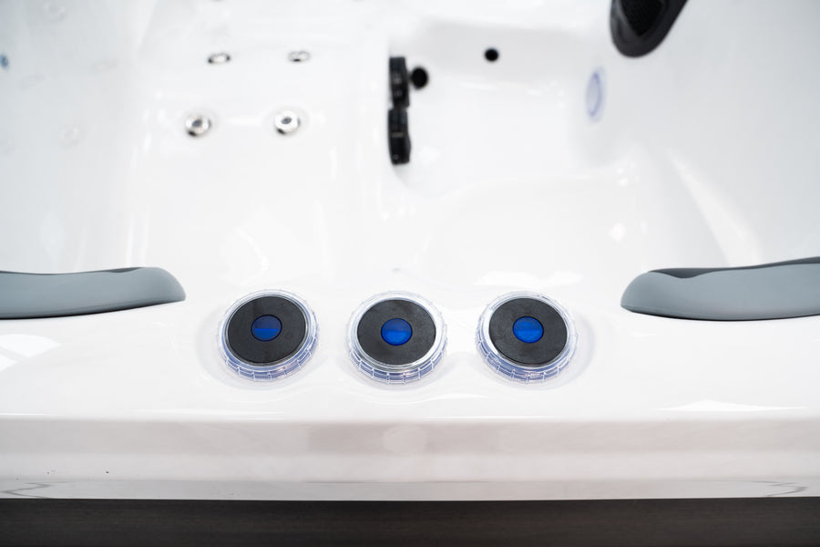 Platinum Spas 2-3 Person Hot Tub 13 Amp | Bluetooth Speakers, Ozone Water Care, 26 Jets, Lounger