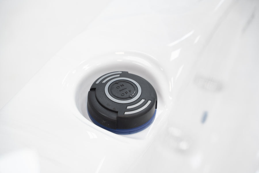 Platinum Spas 2-3 Person Hot Tub 13 Amp | Bluetooth Speakers, Ozone Water Care, 26 Jets, Lounger