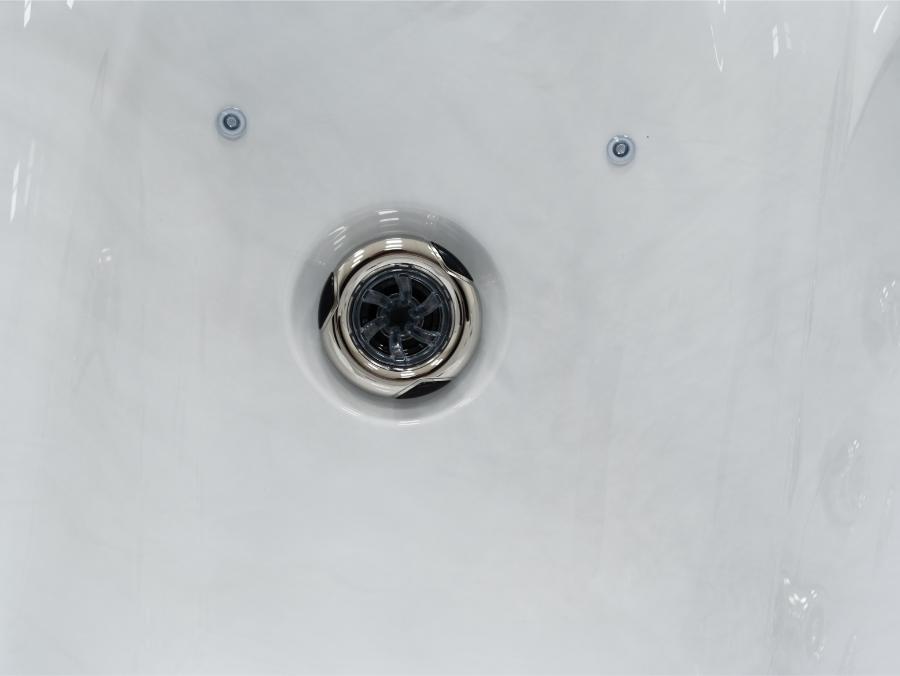 Platinum Spas 4-5 Person Hot Tub 13 Amp | Bluetooth Speakers, Ozone Water Care, 27 Jets, 2 Lounges
