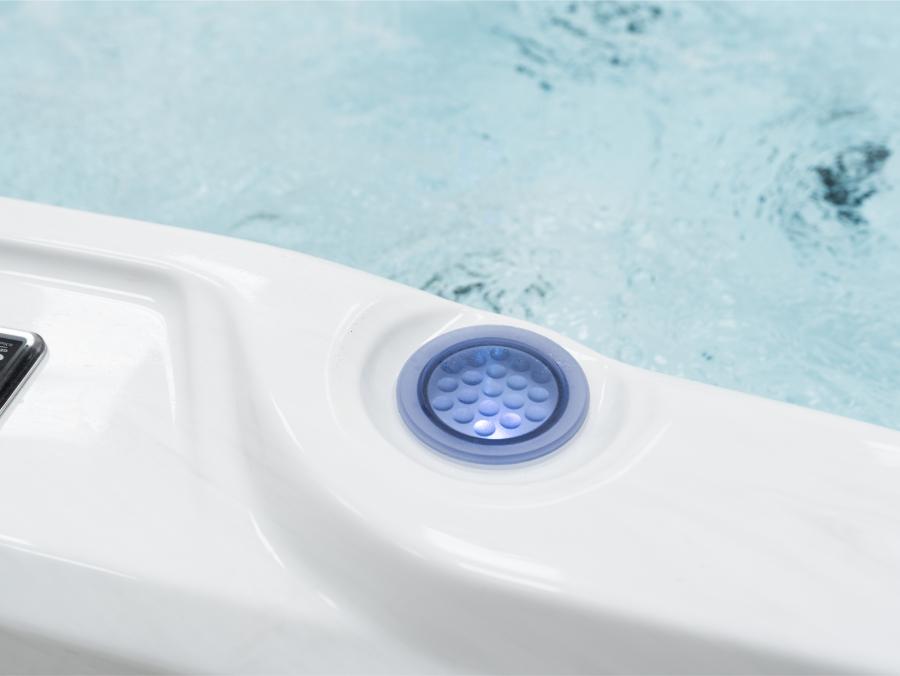 Platinum Spas 4-5 Person Hot Tub 13 Amp | Bluetooth Speakers, Ozone Water Care, 27 Jets, 2 Lounges