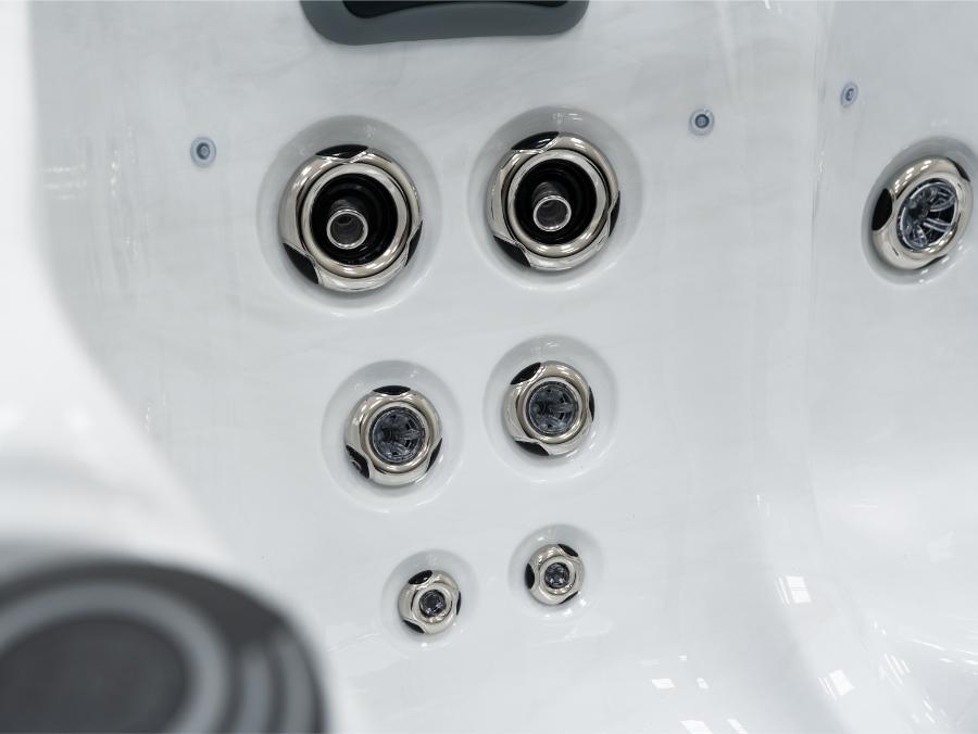 Platinum Spas 4-5 Person Hot Tub 13 Amp | Bluetooth Speakers, Ozone Water Care, 27 Jets, 2 Lounges
