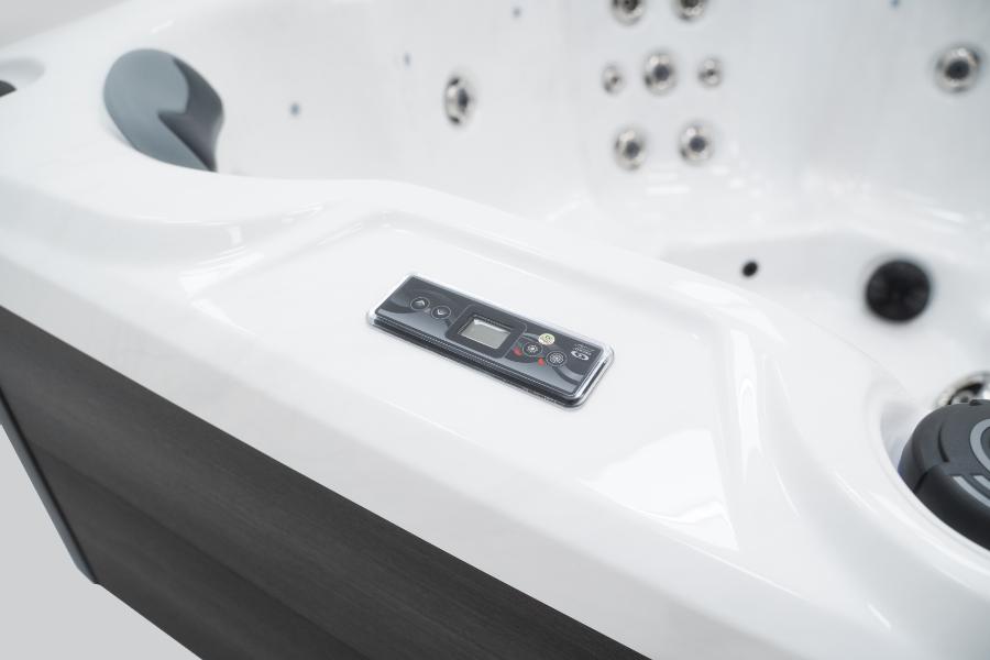 Platinum Spas 4-6 Person Hot Tub 13 Amp | Bluetooth Speakers, Ozone Water Care, 28 Jets, Lounger