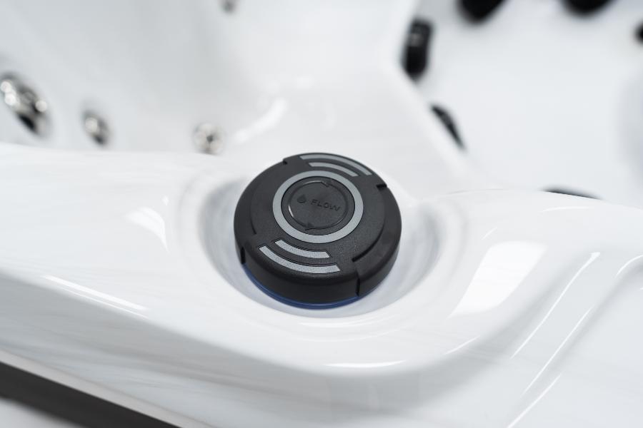 Platinum Spas 4-6 Person Hot Tub 32 Amp | Bluetooth Speakers, Ozone Water Care, 59 Jets, Lounger