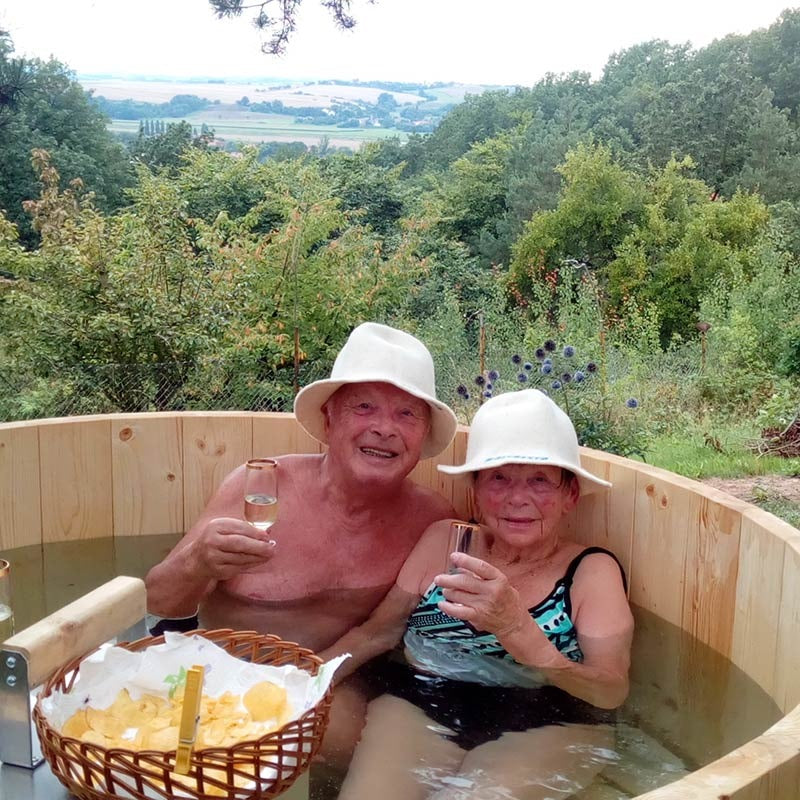 Circular Wooden Inside Stove Hot Tub 3 - 10 Person | Inside Wood fired Heater | Size Customisable