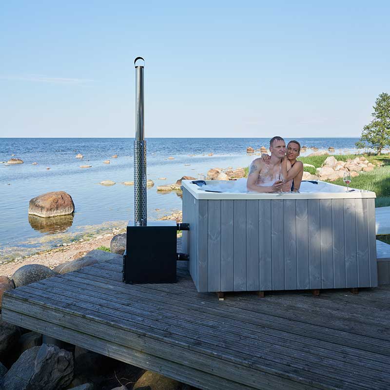 Quattro Wood Fired Hot Tub | 6-8 Person Customisable Fibre Glass Hot Tub