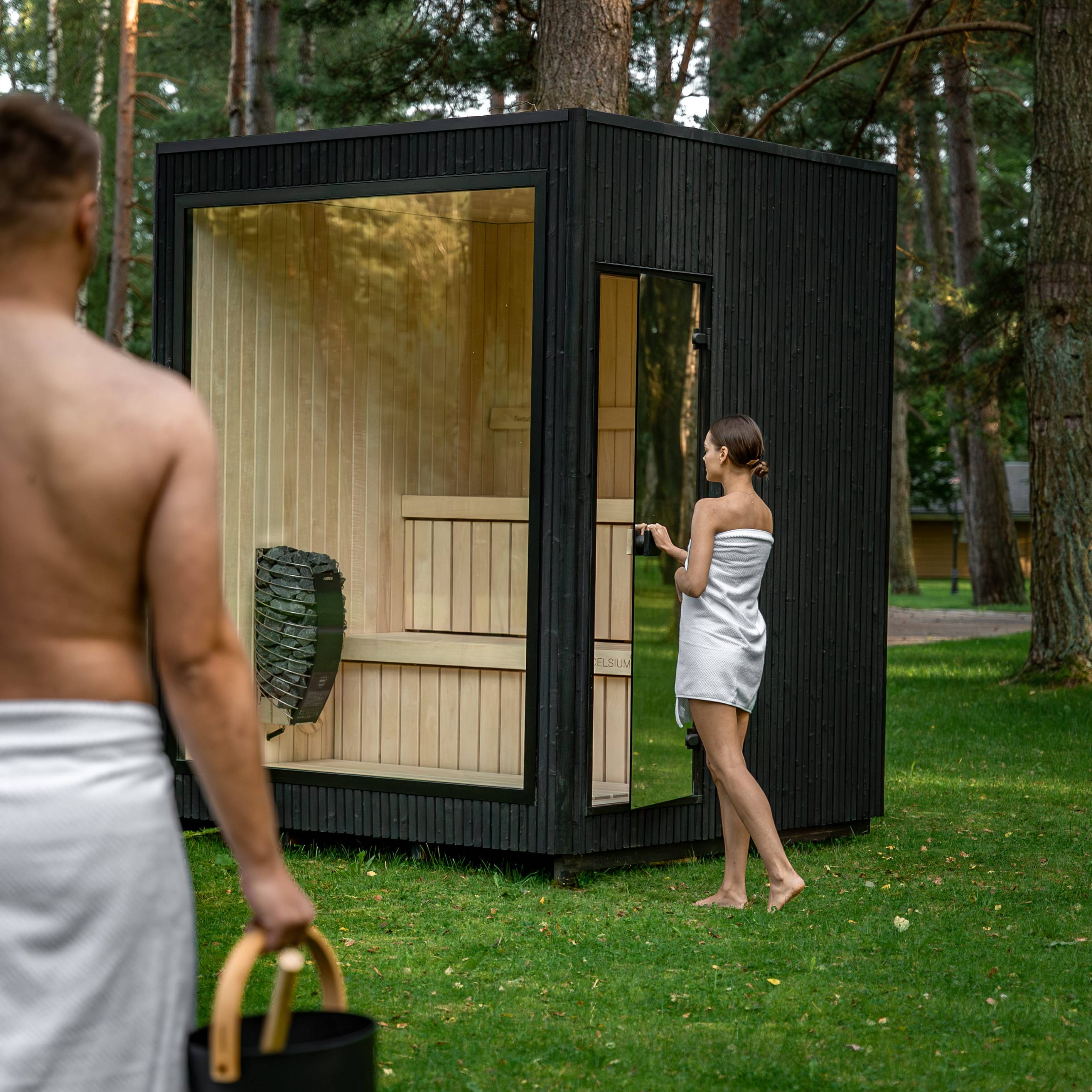 Celsium Wellness Jonas Classic 4 Person Square Traditional Sauna