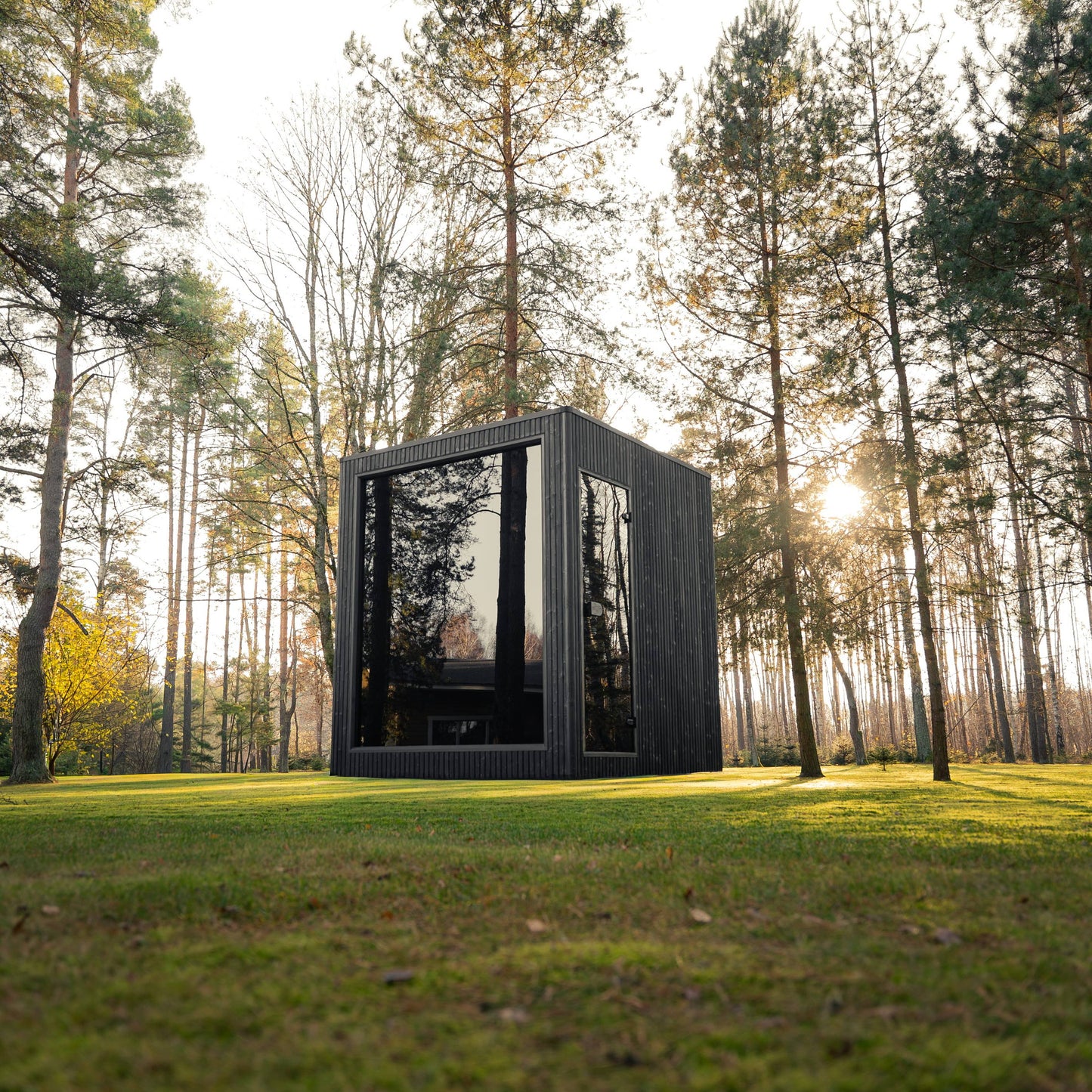Celsium Wellness Jonas Classic 4 Person Square Traditional Sauna