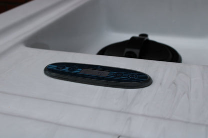 H20 Chillax Ice Bath & Chill Tub Cold Plunge Close Up