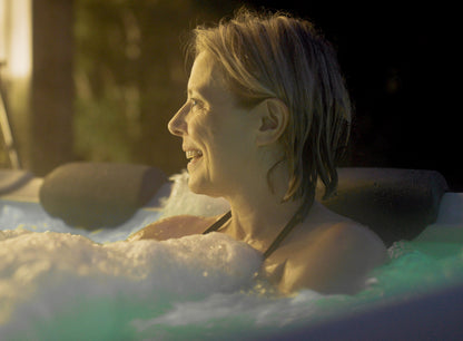 MSpa Oslo Hard Shell Portable Plug and Play 4-6 Person Hot Tub