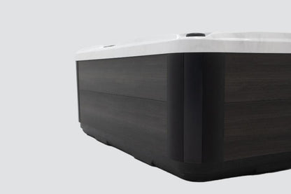 Horizon 4-6 Person Hot Tub 13 Amp | Bluetooth Speakers, Ozone Water Care, 28 Jets, Lounger
