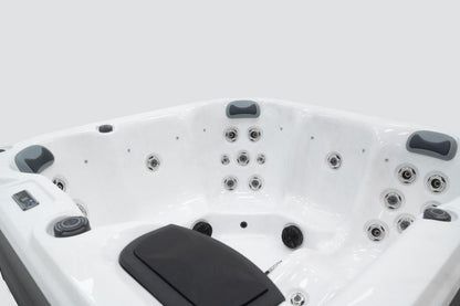 Horizon 4-6 Person Hot Tub 13 Amp | Bluetooth Speakers, Ozone Water Care, 28 Jets, Lounger