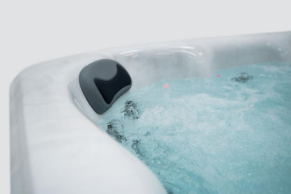 Horizon 4-6 Person Hot Tub 13 Amp | Bluetooth Speakers, Ozone Water Care, 28 Jets, Lounger