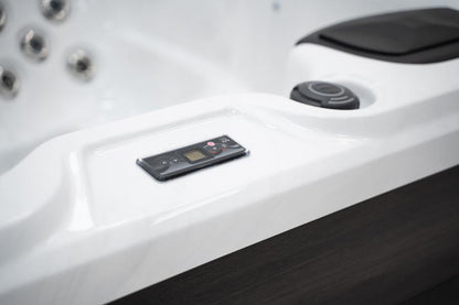 Horizon 4-6 Person Hot Tub 13 Amp | Bluetooth Speakers, Ozone Water Care, 28 Jets, Lounger