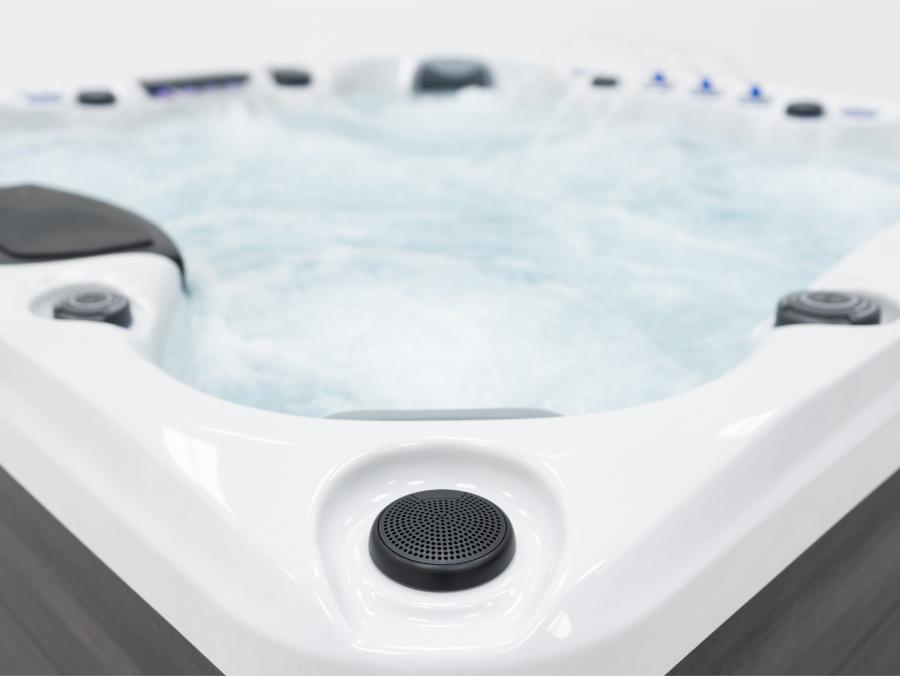 Platinum Spas 6-7 Person Hot Tub 32 Amp | Bluetooth Speakers, Ozone Water Care, 59 Jets
