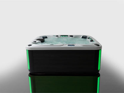 Aurora XL 6-7 Person Hot Tub 32 Amp | Bluetooth Speakers, Ozone Water Care, 59 Jets