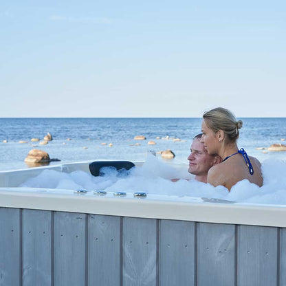 Quattro Wood Fired Hot Tub | Complete Set with Hydro massage and Air Massage | 6 - 8 Person
